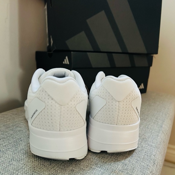 NIB Adidas Women's Running DURAMO SL SHOES - Picture 6 of 8